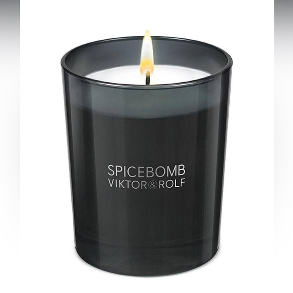 NEW Viktor & Rolf Spicebomb Candle 2.4 oz Designer Home Fragrance NIB